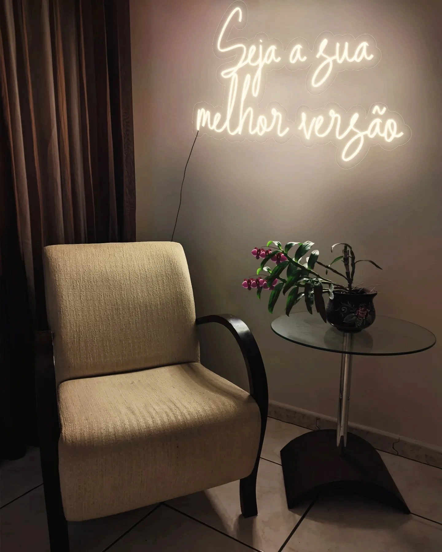 Neon Sala de Estar